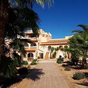 https://villa-clementina-formentera-vacaciones.balearic-islands.net